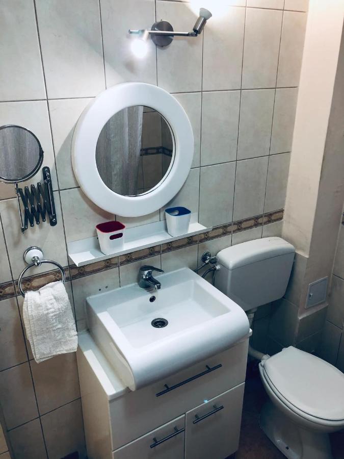 Lita Apartment Skopje Buitenkant foto
