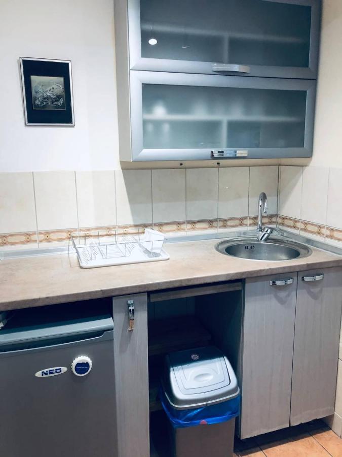 Lita Apartment Skopje Buitenkant foto
